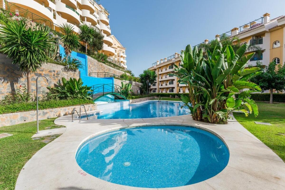 Amazing With Sea View In Puerto Banus Apartamento *